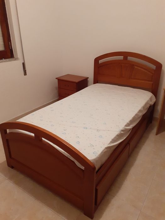 Mobilia de corpo e meio