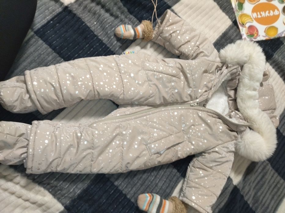 Зимний комбинезон для малышей
