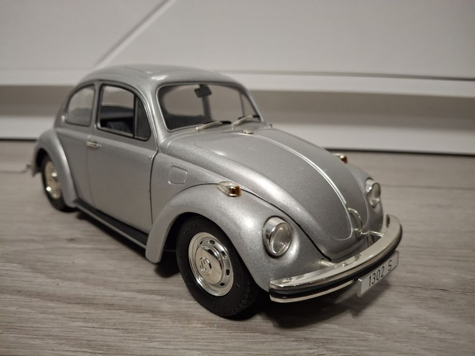 Samochód Kolekcjonerski Volkswagen Kafer Garbus Revell 1:18