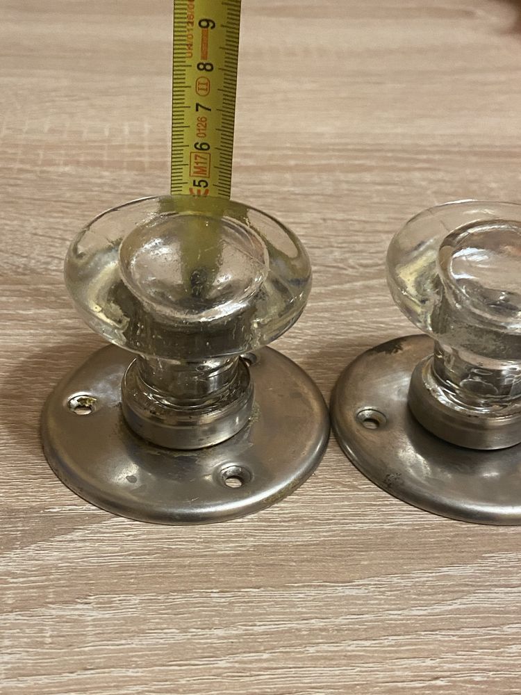 Продам дверные ручки