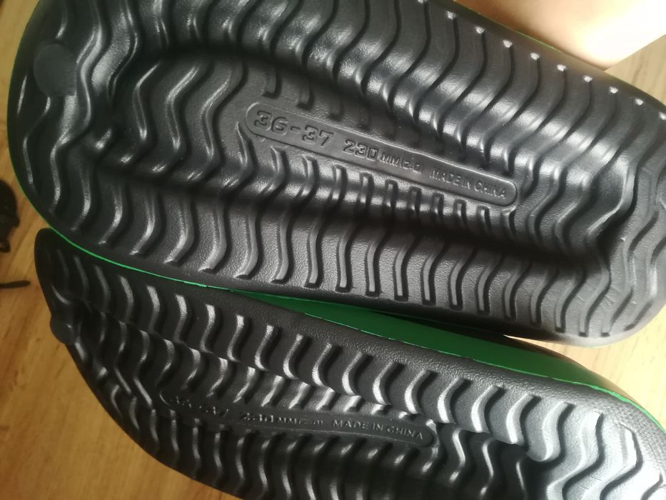 Шльопанці жіночі 36р