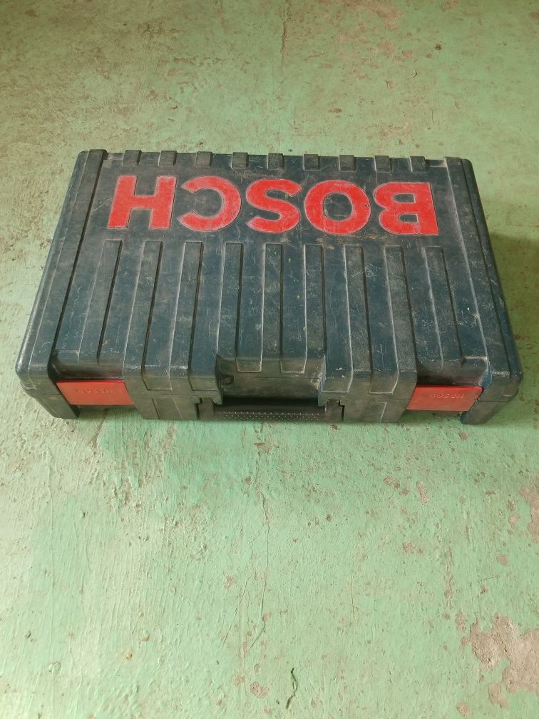 Відбійний молоток перфоратор Bosch GSH 11 E отбойный молоток, бур 40х8