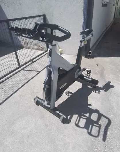 Bicicleta Technogym