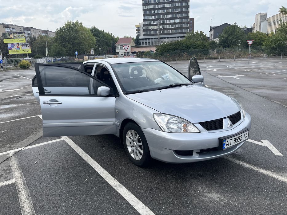 Mitsubishi Lancer 9 2007 1.6 бензин