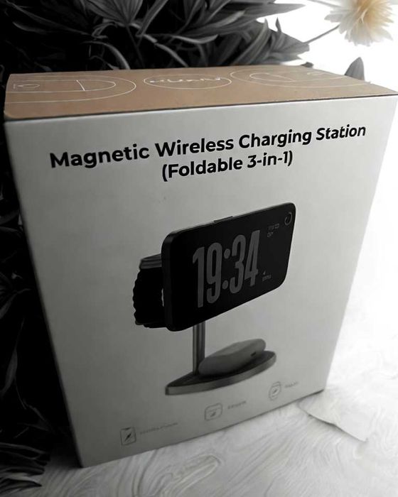 Indukcyjna Ładowarka Przypominająca Obręcz 3-w-1 Srebrne