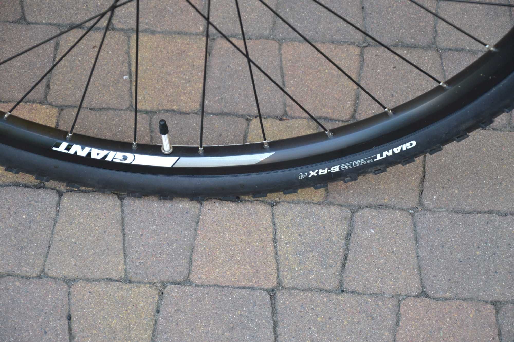 Giant Roam 2 Cross Shimano 3x9 Suntour blokada hydraulika M bdb