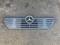 Решетка радиатора для грузовика Mercedes Atego