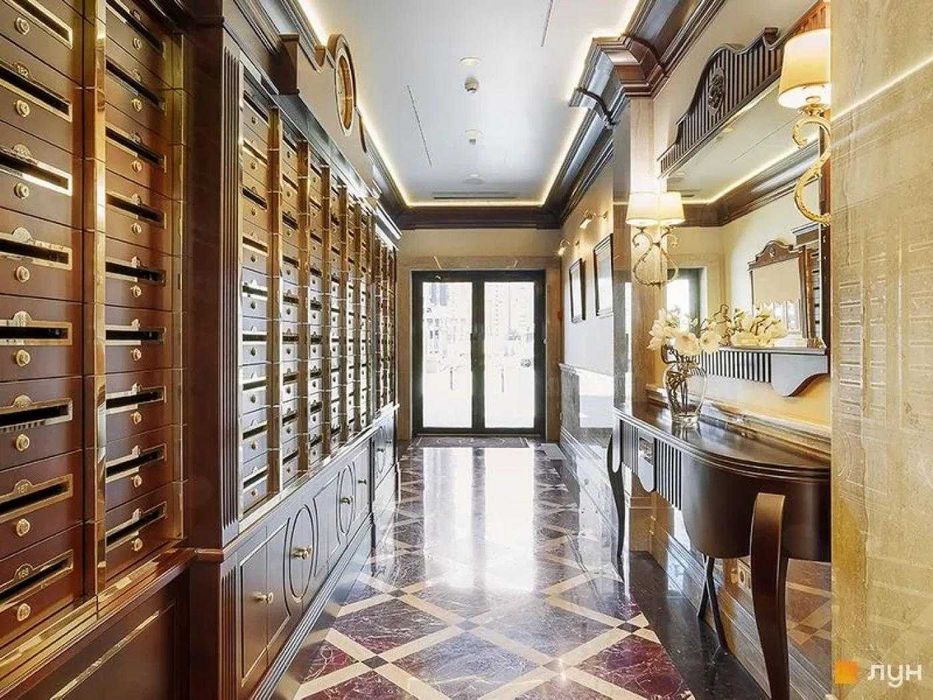 ОРЕНДА Бізнес-клас на висоті: стильна 3-к 108м2 з авторським ремонтом