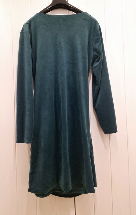 Sukienka welurowa r. M-L