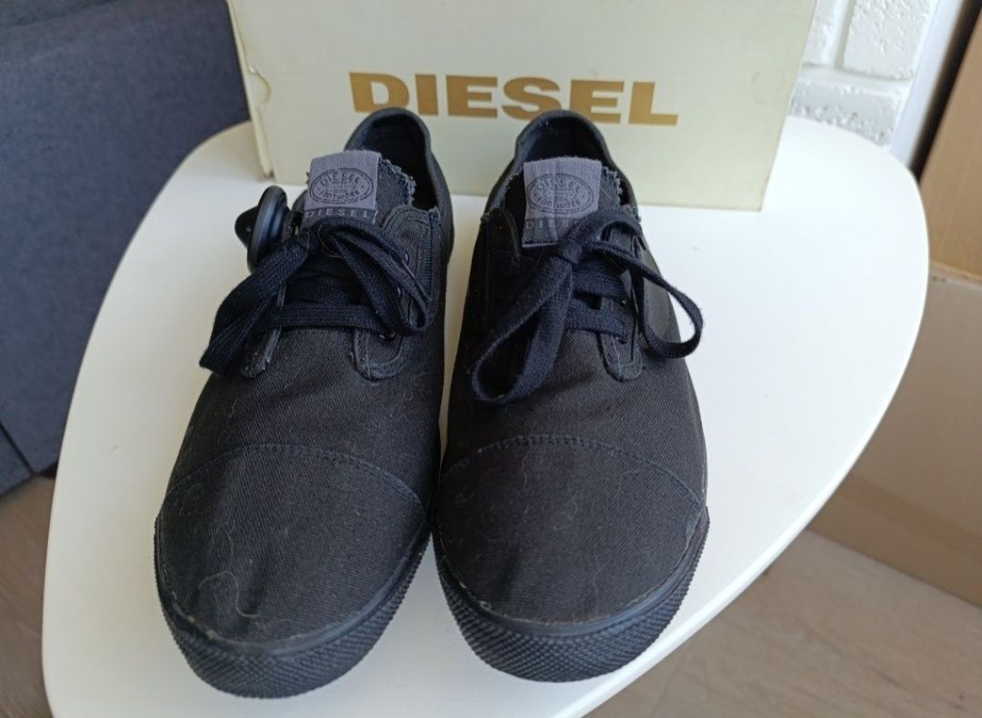 Кеди оригінальні Diesel 44,5р