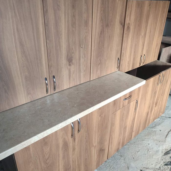 Нова кухня у зібраному вигляді