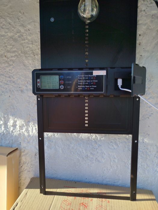 для курятника с антитравматической защитой