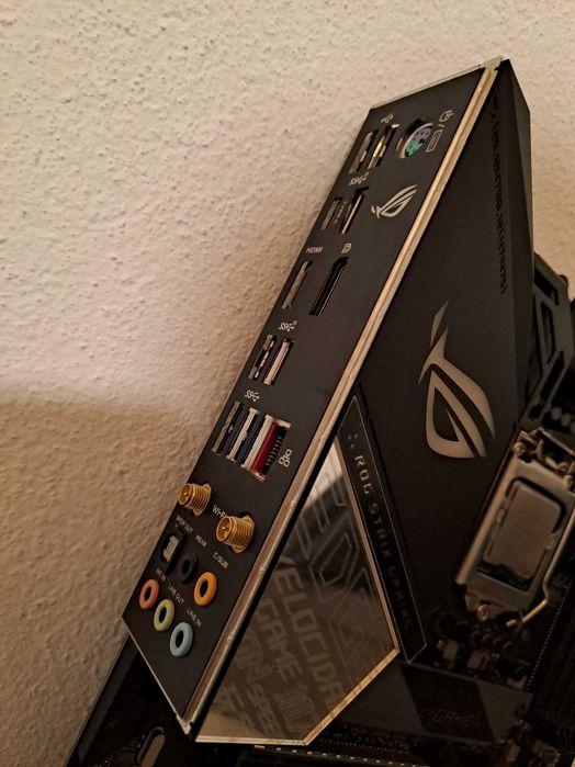 Bundle Intel Core i7-9700K / Board Asus ROG Strix Z390-E Gaming