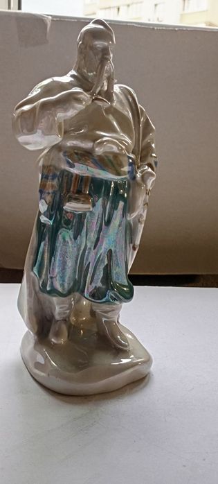 Порцелянова статуетка Тарас Бульба