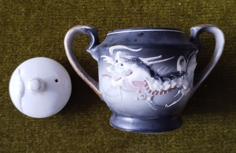 Louça japonesa dos anos 50