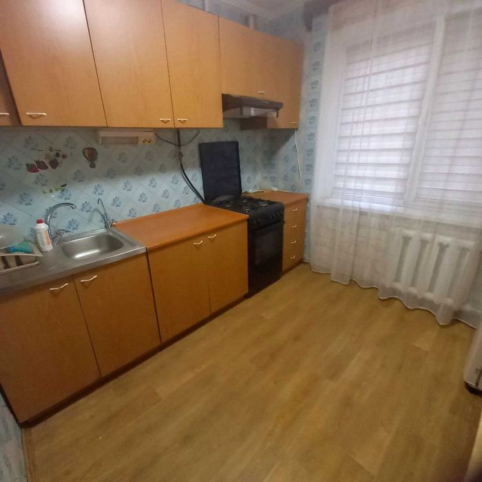 Продам 2х комнатную чешку  хорошем состоянии.