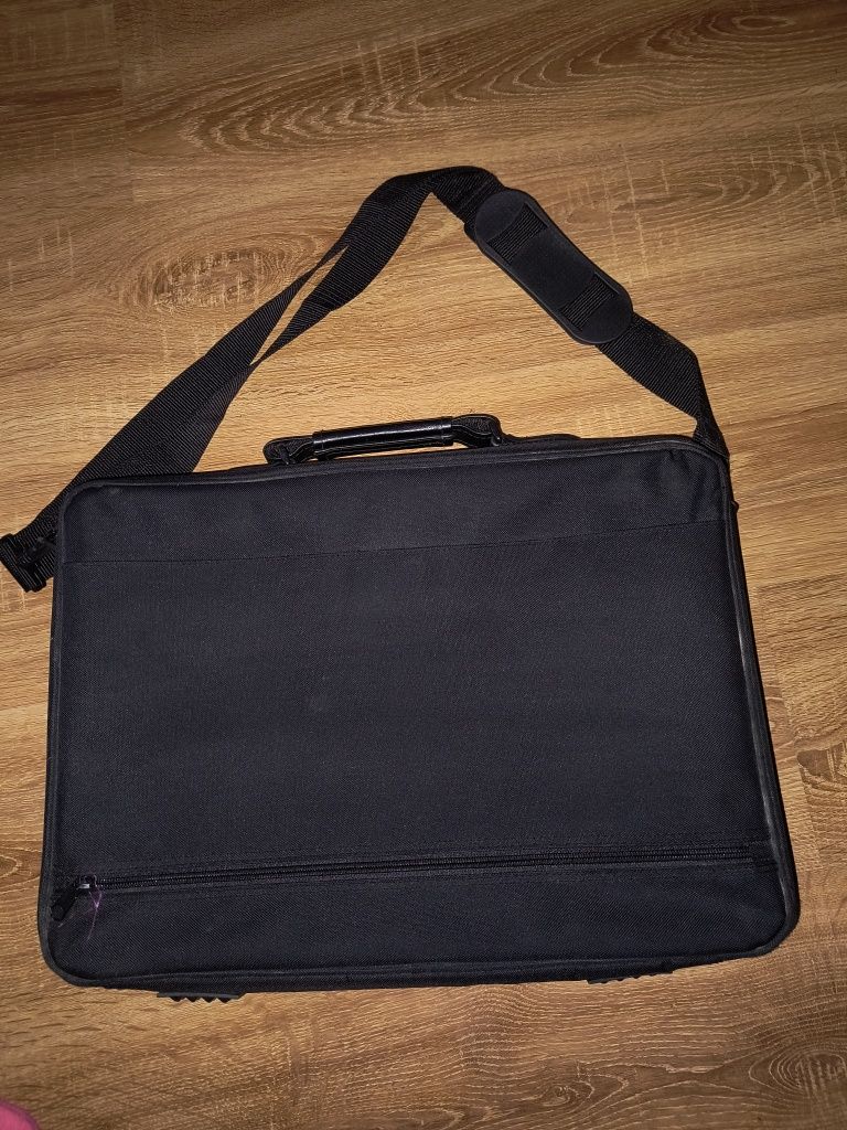 Torba na laptopa