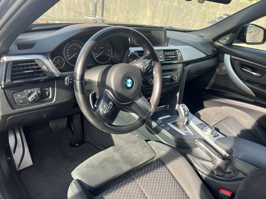 Carrinha BMW 320d Touring Pack M