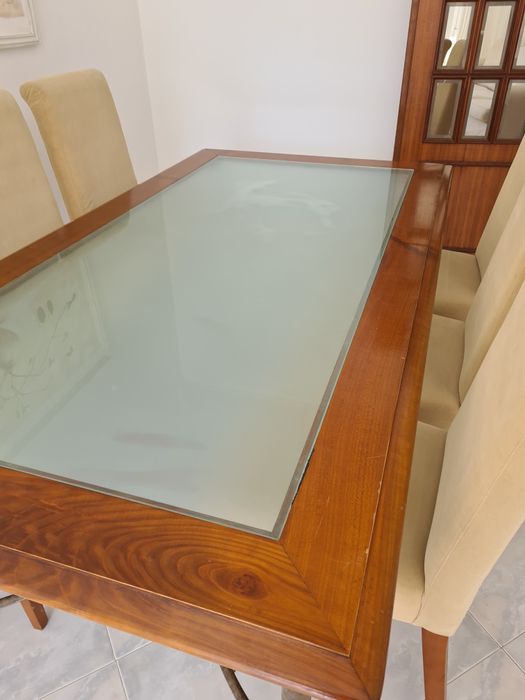 Mesa de jantar para sala e seis cadeiras pele pêssego