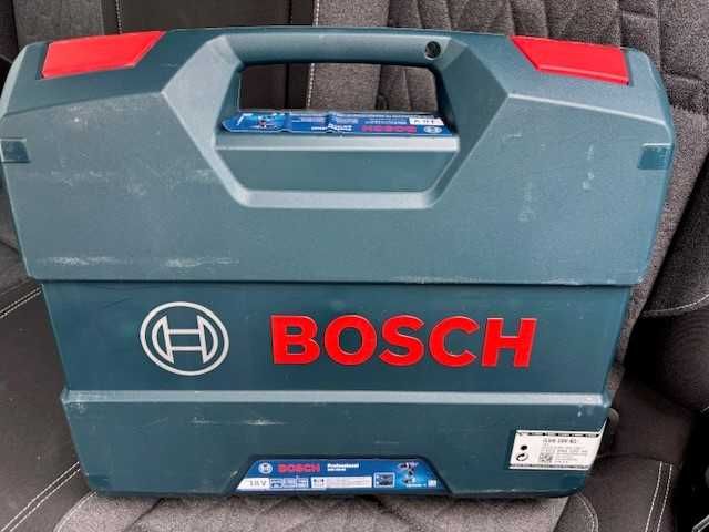 Wkrętarka BOSCH GSB 18V-65 z dwiema bateriami i ładowarką oraz walizką