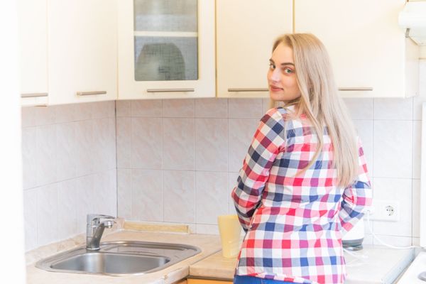 Хостел для молодежи в центре Киева У нас весело ! ) М. Золотые Ворота