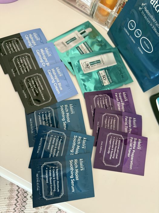 Лот косметики набор Weleda Lamel By Wishtrend Klair Essence