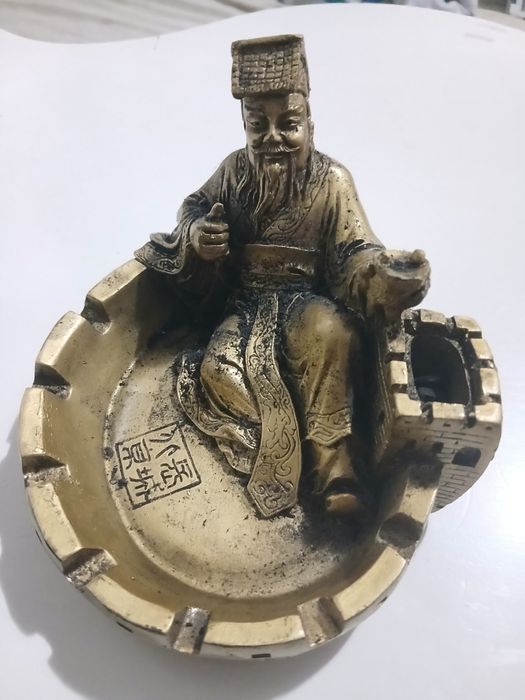 Попільничка Мудрець Конфуцій 15 см