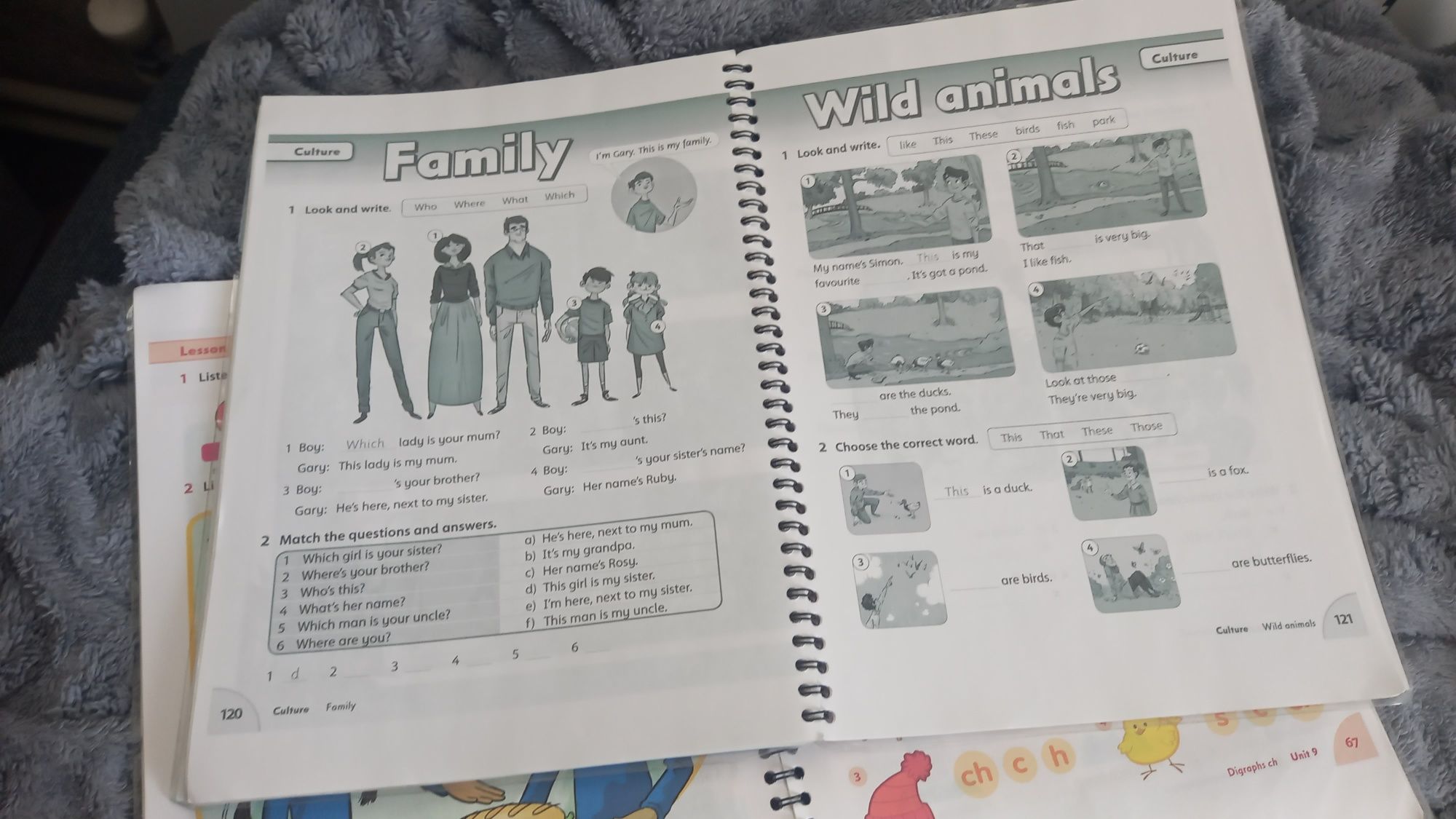 Family and friends 1 Oxford 2клас workbook class book