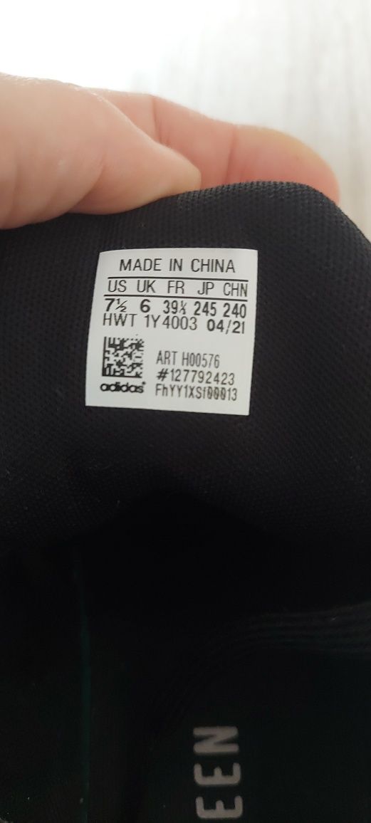 Buty Adidas r.39.5