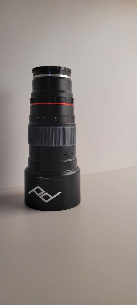 Samyang 135mm f 2.0 ed umc telephoto lens