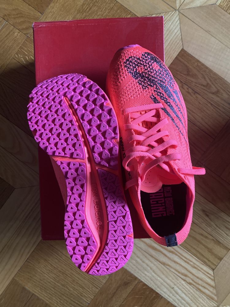 кросівки New balance