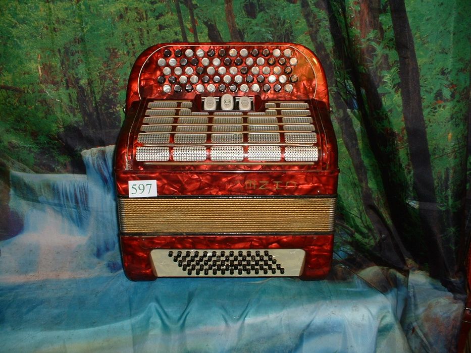 Acordeão Avenda R 597