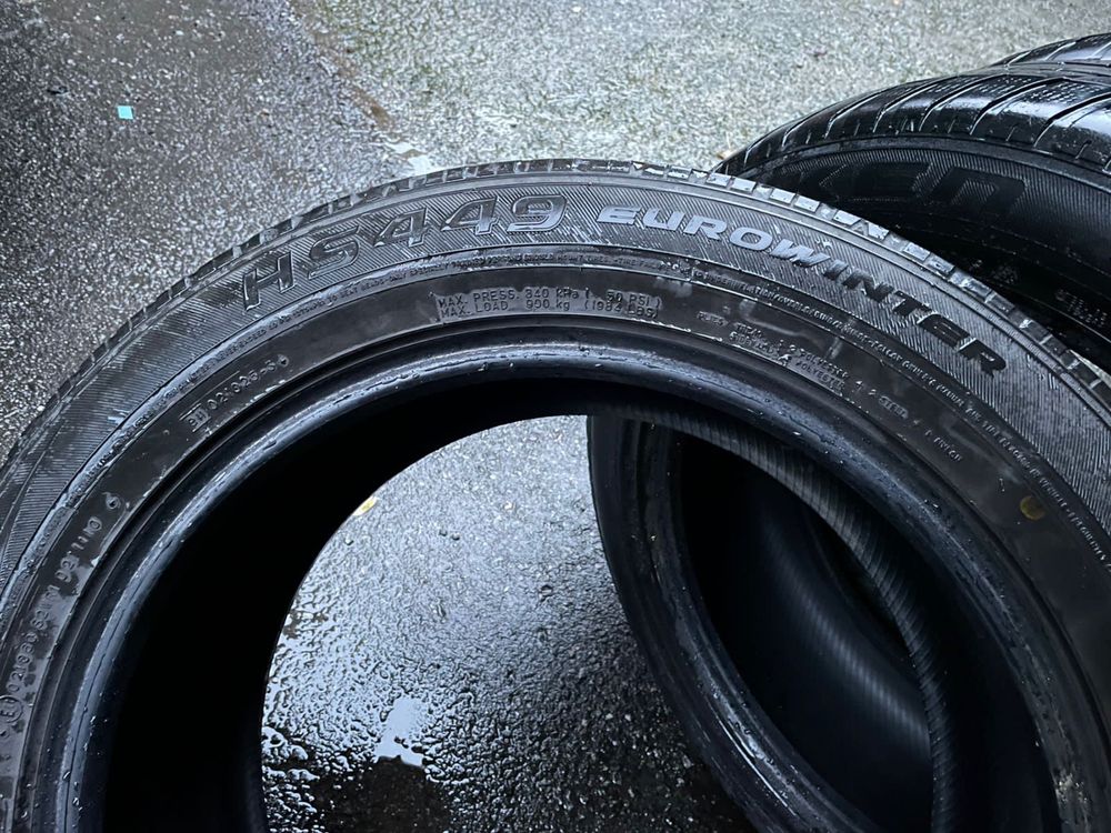 Зимние шины 235/55 R18