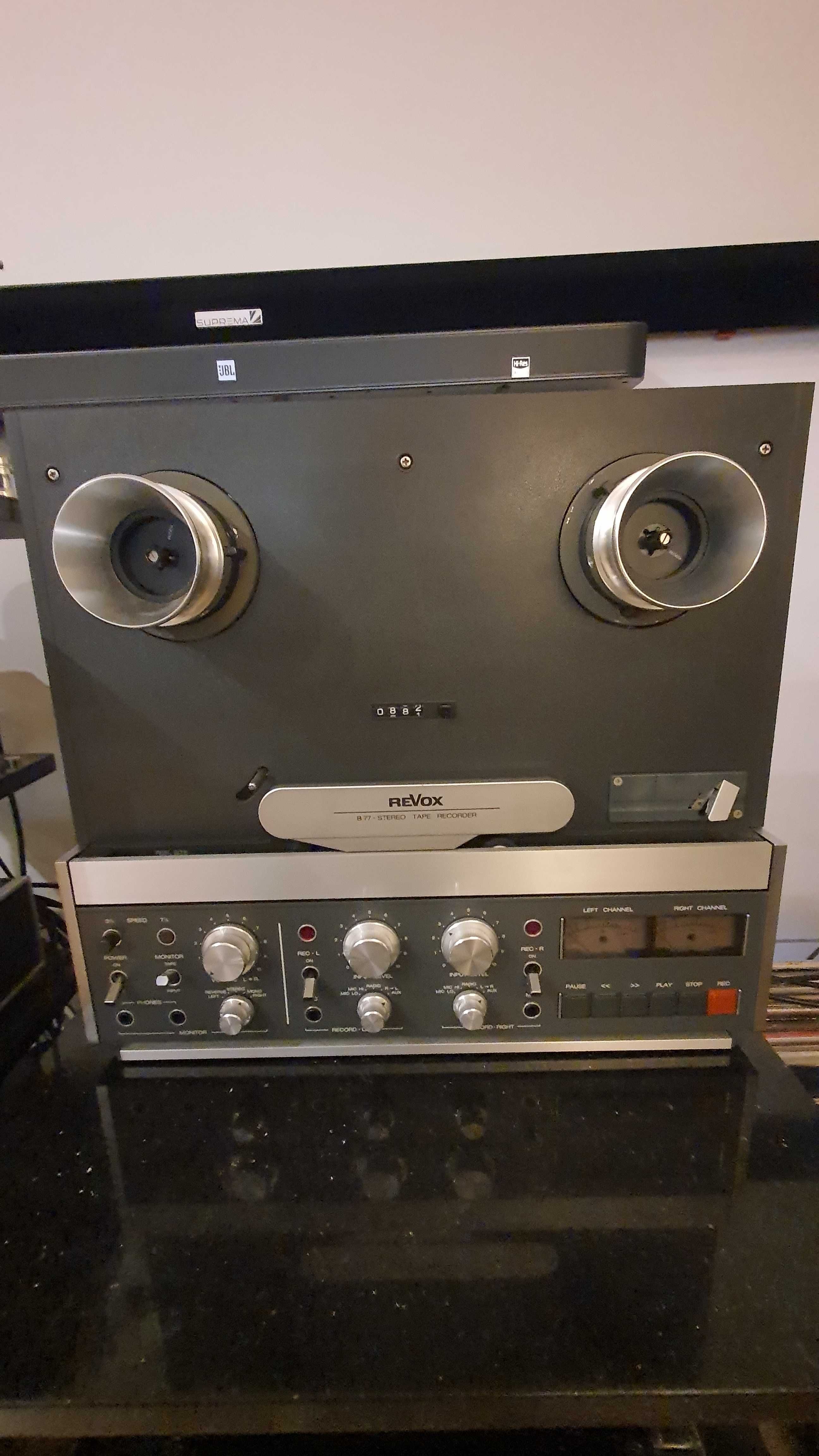 Magnetofon REVOX B77