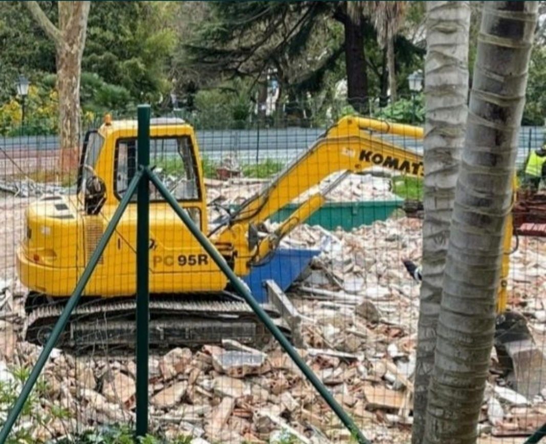 Recolhemos todo o tipo de entulho de obras, resíduos urbanos e jardins