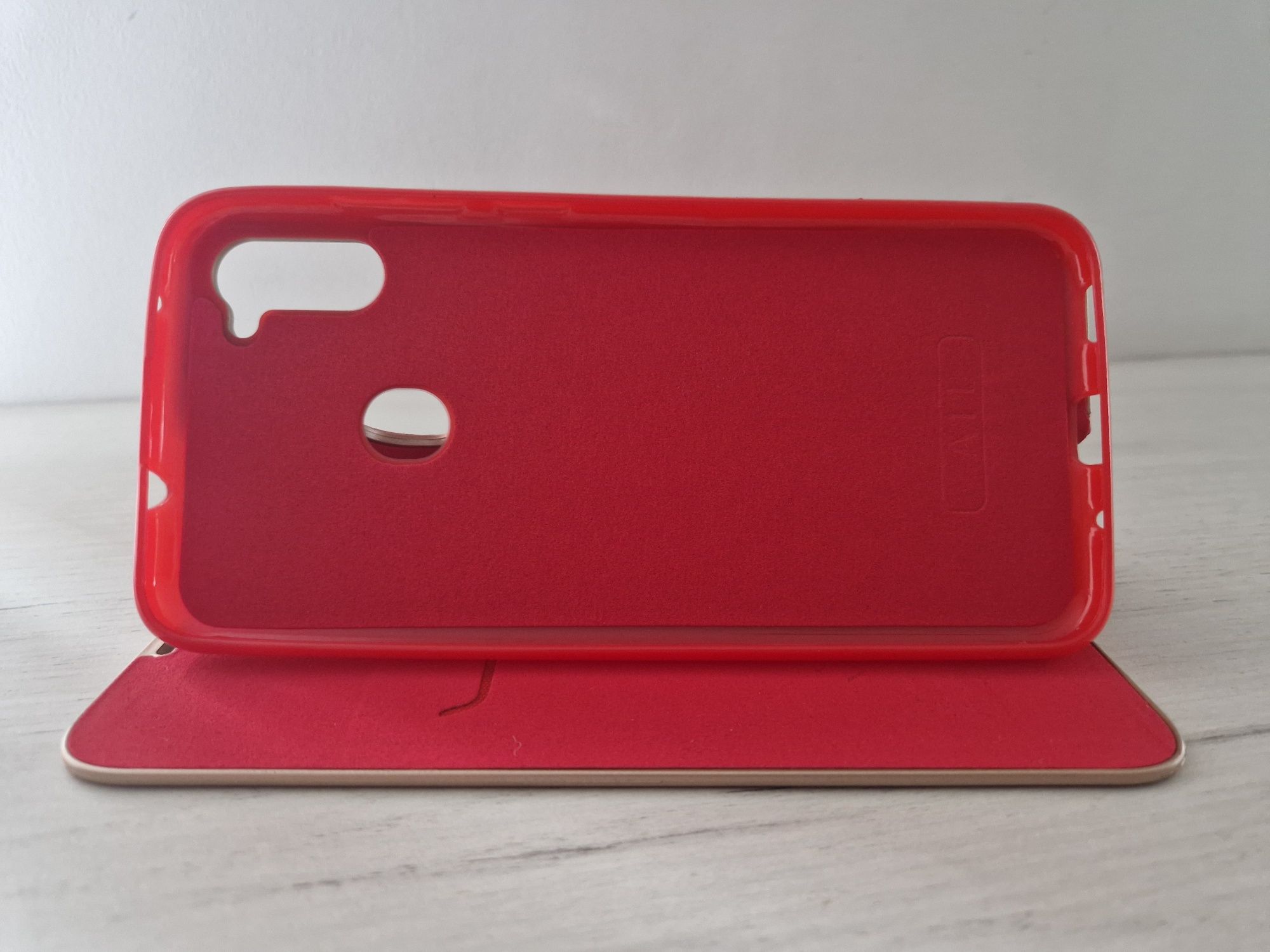 Kabura Vennus Book z ramką do Samsung Galaxy A11/M11 czerwona