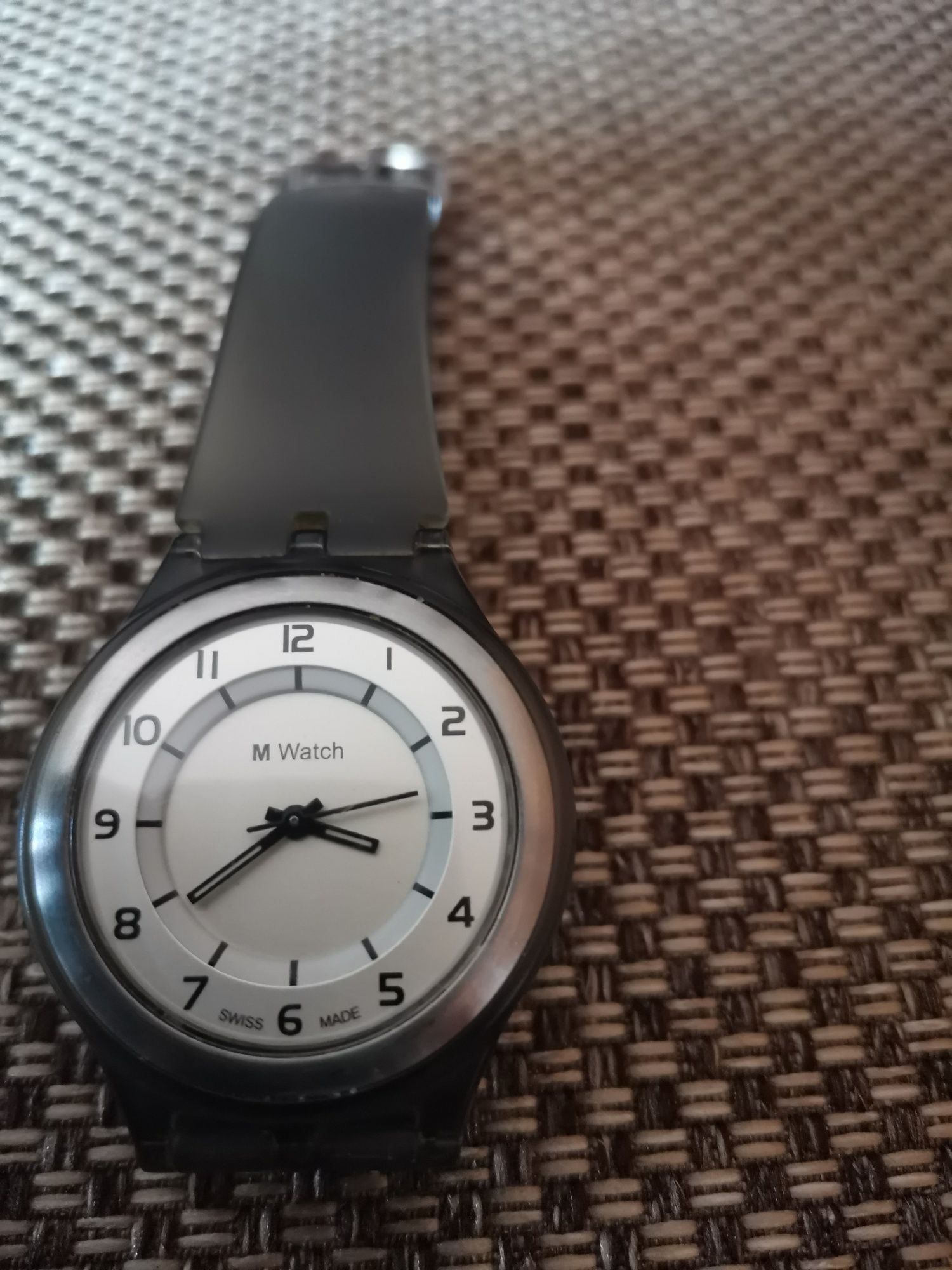 Zegarek M Watch na pasku