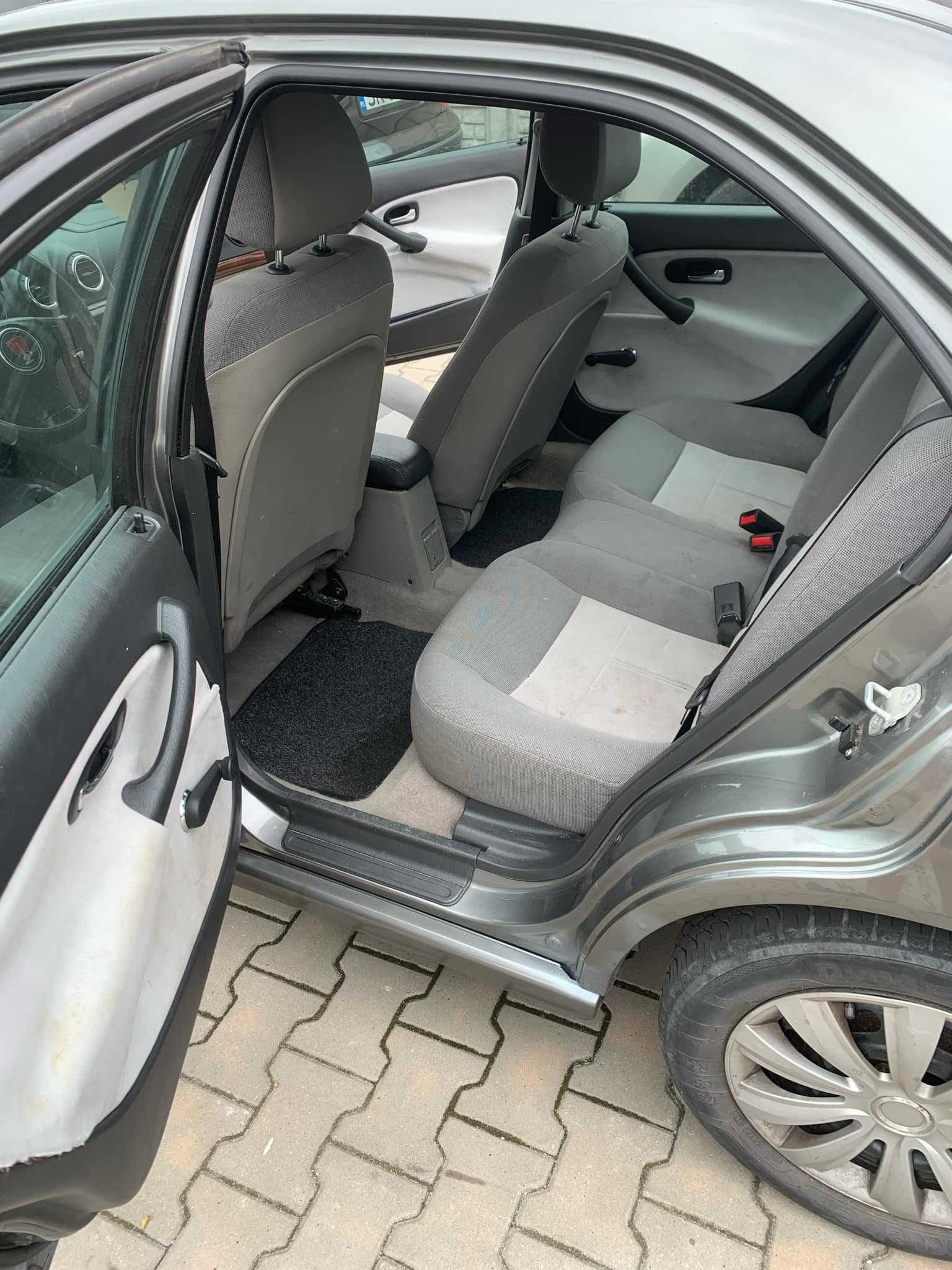 ROVER 45 Kto chce autko ?