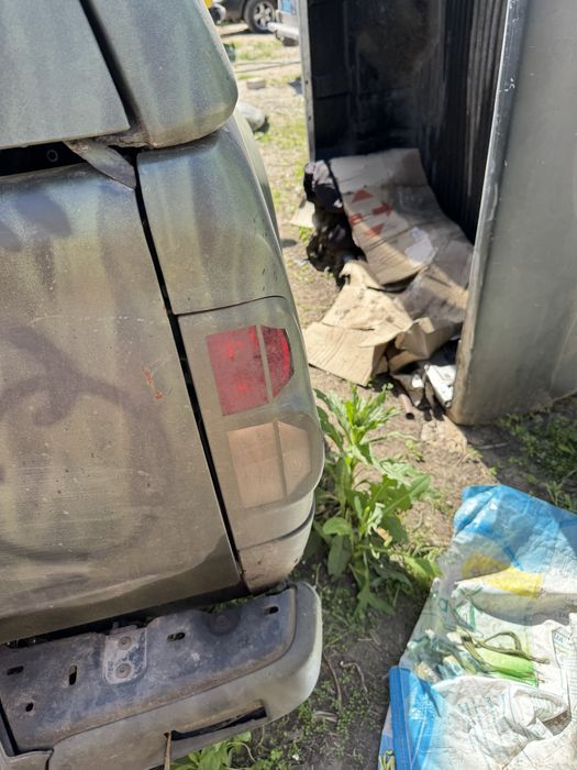 Стопи на авто Isuz D max nisan Navara D40 D22 нісанн навар ісузу д мак