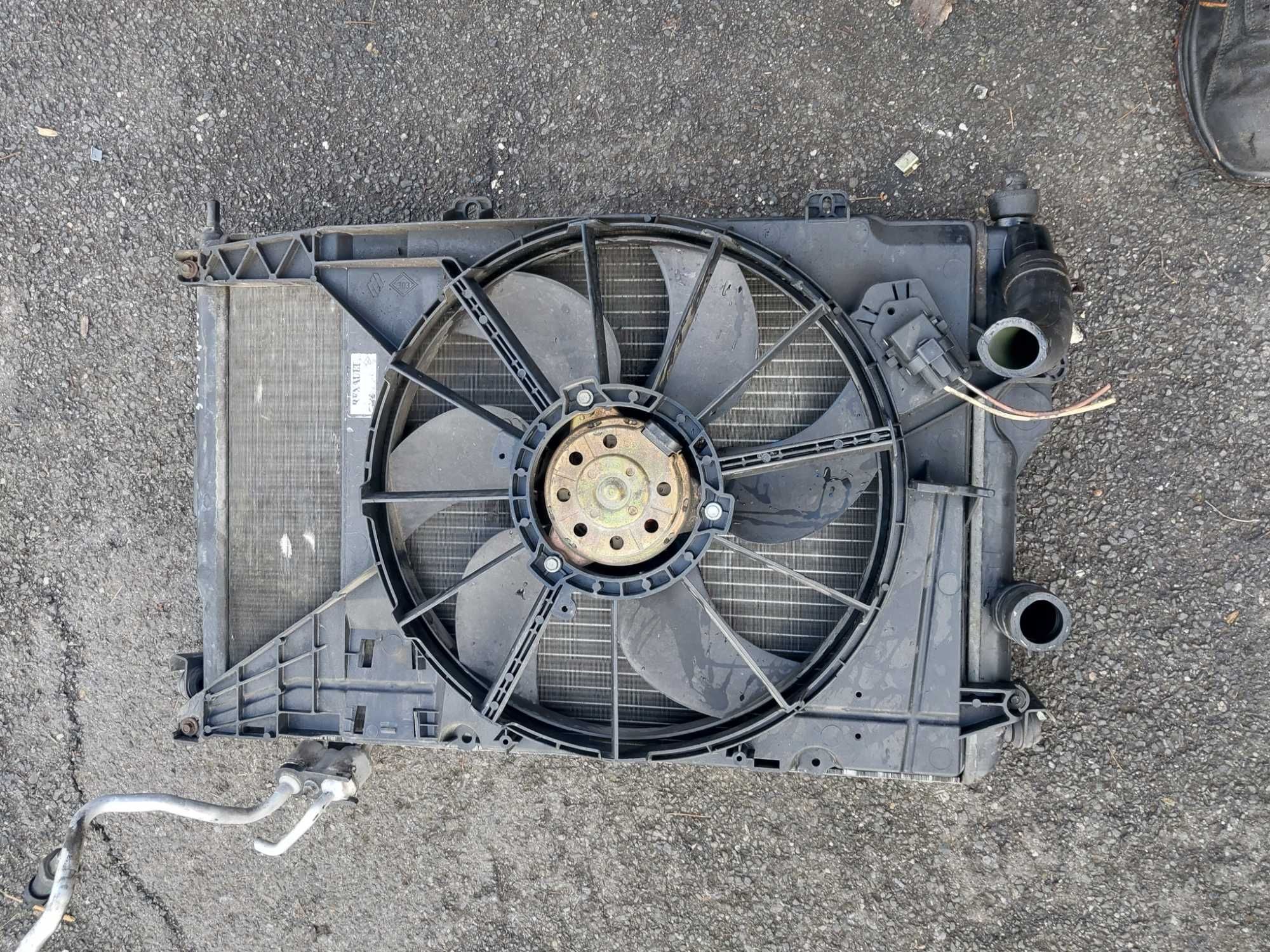 Chlodnica wody klimy wentylator renault scenic 1  4x4  rx4  1.9 dci