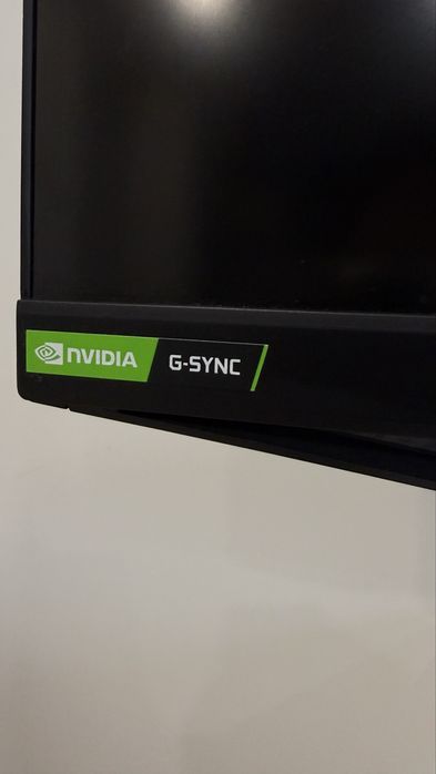 Игровой изогнутый монитор Samsung Odyssey G7 27” (C27G75TQSI)