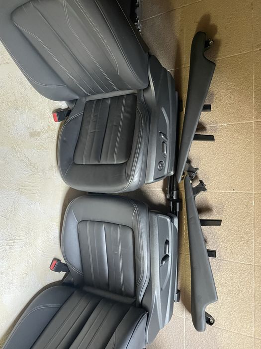 Оригинальный,кожаный салон AUDI Q5,2021