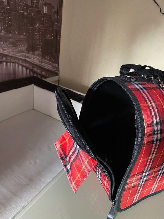 Переноска для котiв та невеликих собак