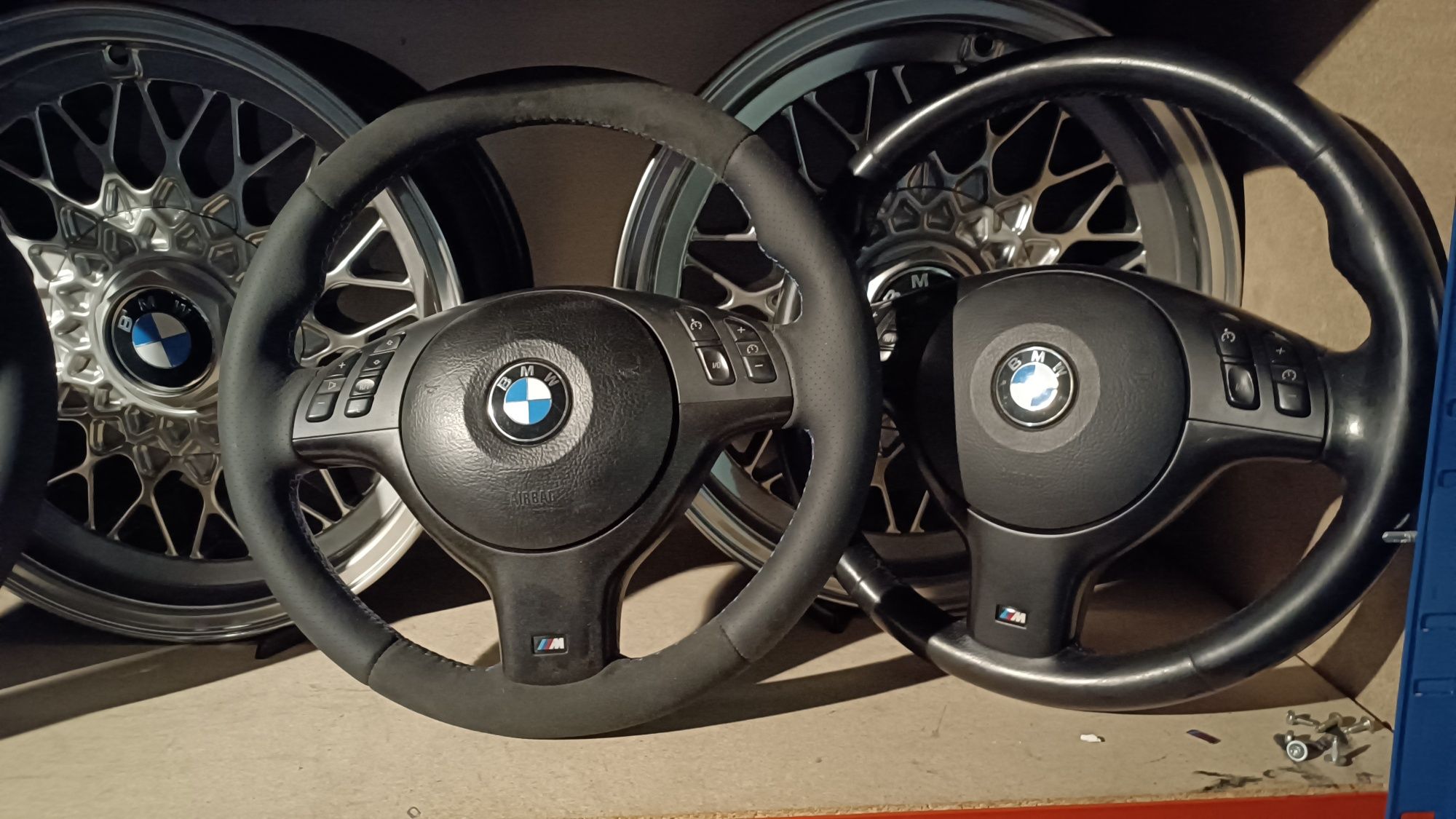 Volantes e jantes personalizadas para BMW