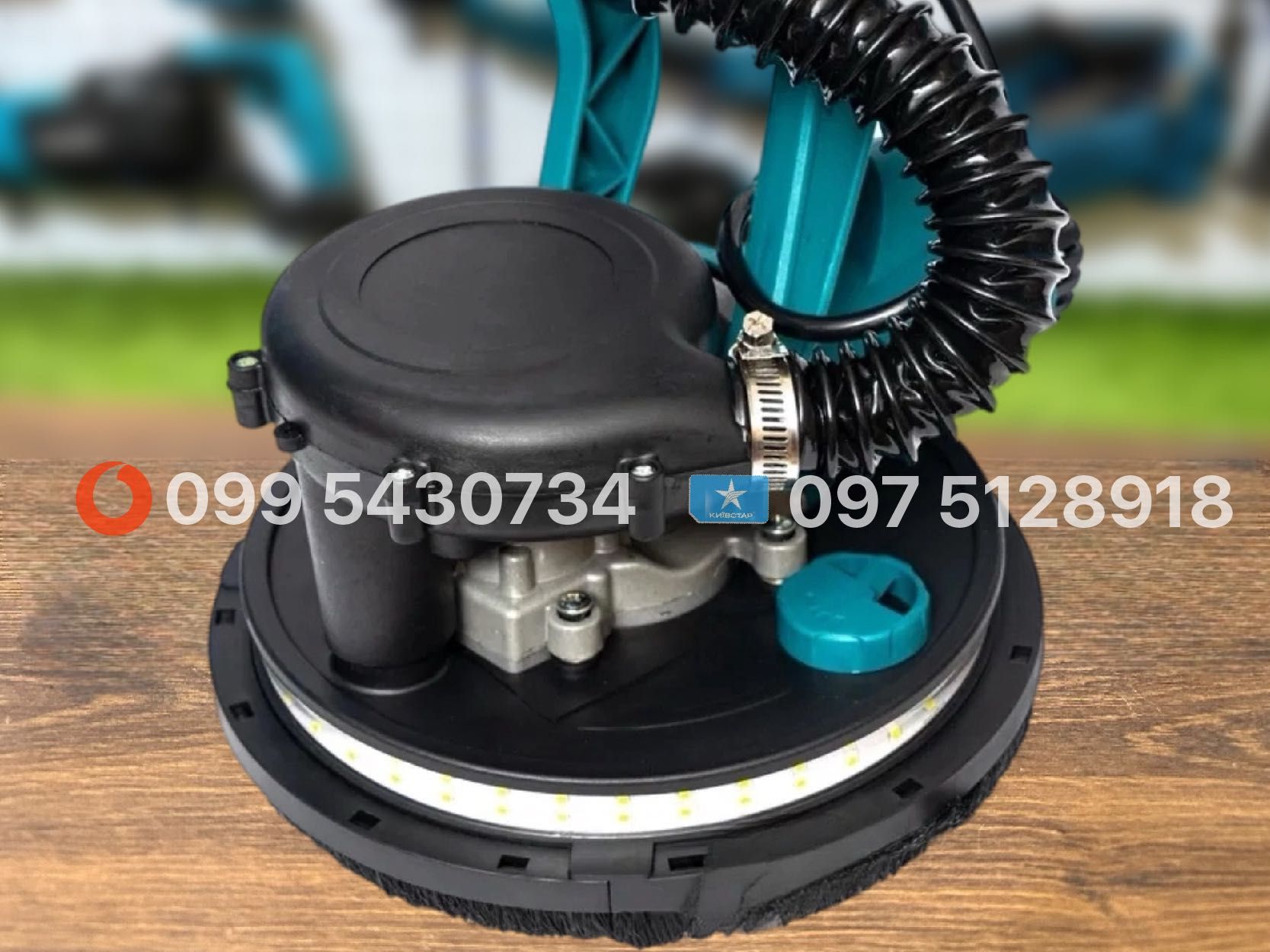мережева Шліфмашина жираф для стін та стель Makita DSL700 1800Вт