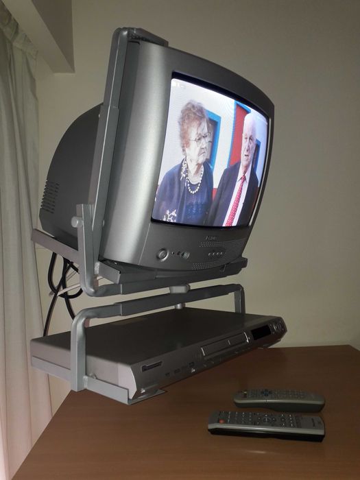 Conjunto TV Philips 15¨+ Leitor de DVD Pioneer + Suporte