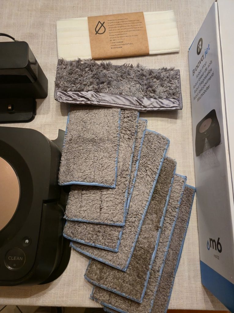 Robot mopujący iRobot Brava jet m6 + AKCESORIA