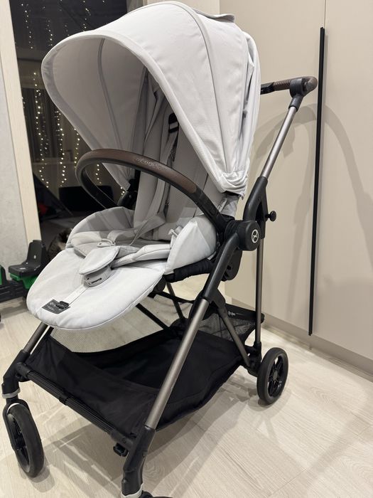 Прогулянкова коляска Cybex Melio Fog Grey