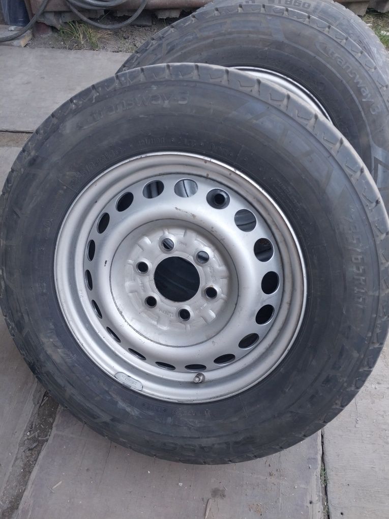 Продам пару летних  шин с дисками 235/65/R16C произ. Турция. 2023года
