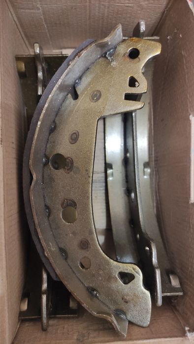 Тормозные колодки зад. C0C006ABE